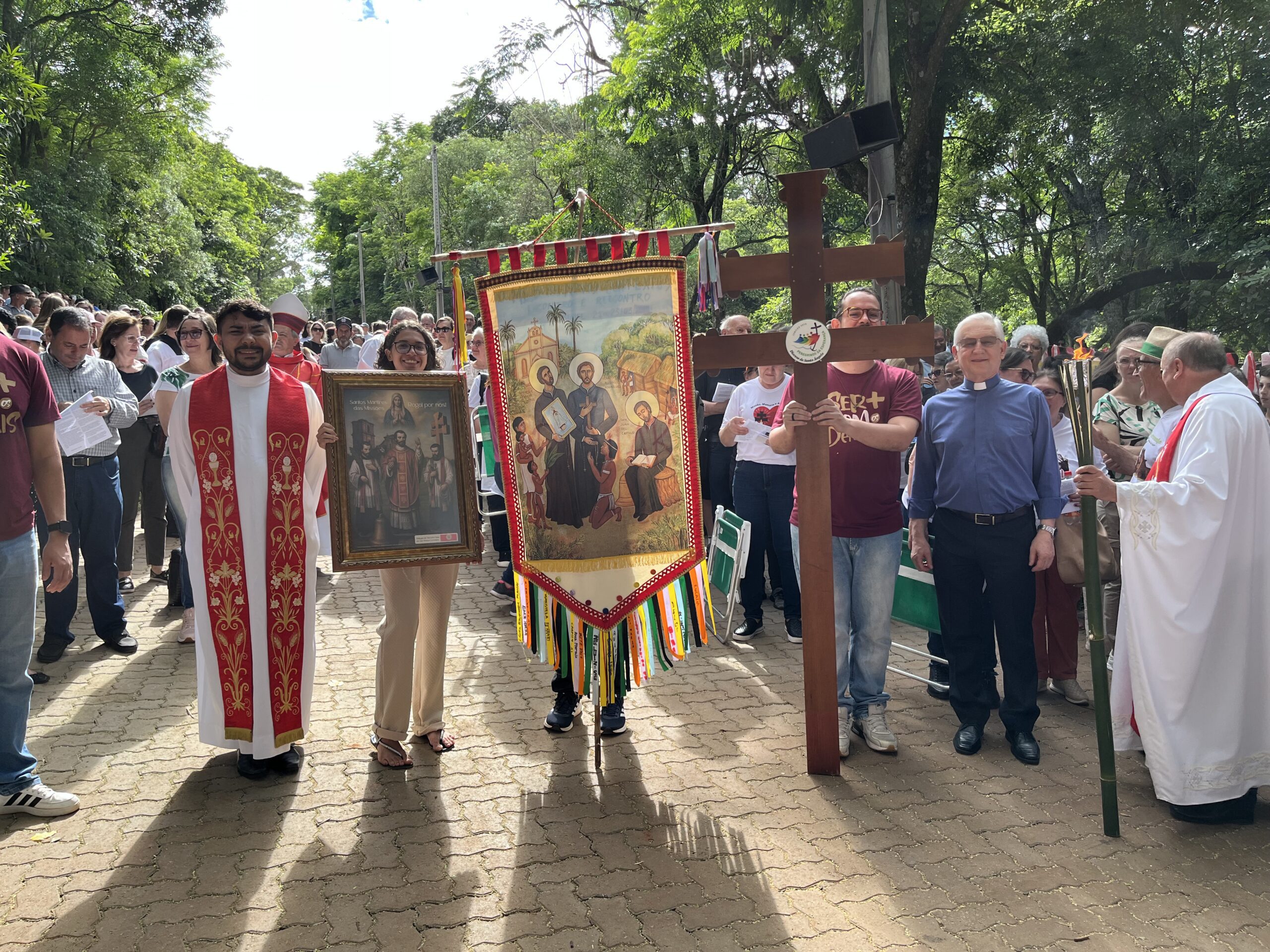 Peregrinação Jubilar encerra caminhada na Romaria ao Caaró com romeiros reunidos em oração